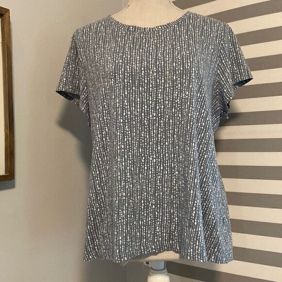 Athleta Dusty Blue & White Dot Printed Short Sleeve Athletic Blouse Size XL - Picture 1 of 6